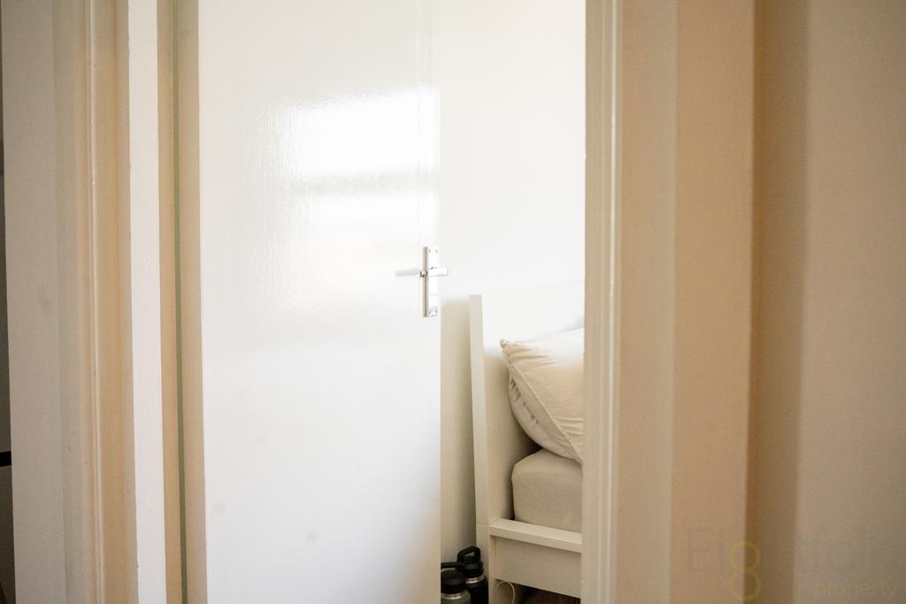 21 de montfort road top floor 24