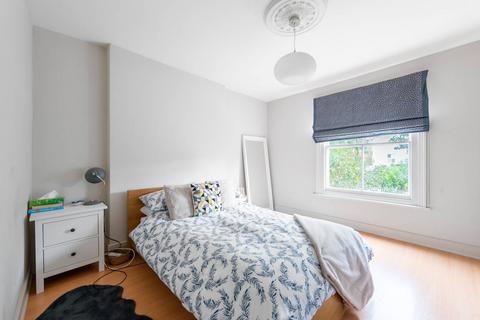 1 bedroom flat to rent, Louisville Road, Heaver Estate, London, SW17