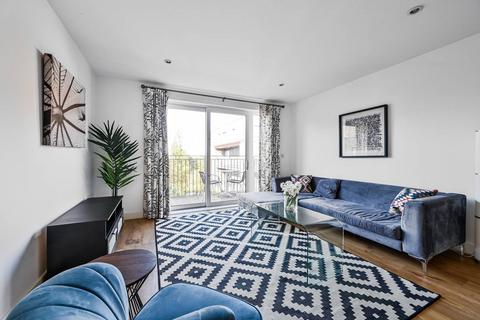 2 bedroom flat for sale, Meadowside, Kidbrooke, London, SE9