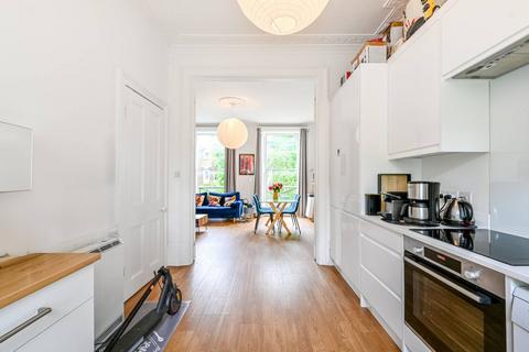 3 bedroom flat to rent, Gloucester Crescent, Camden, London, NW1