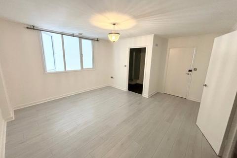 3 bedroom apartment to rent, The Vista Building, Calderwood Street, Woolwich, London, SE18