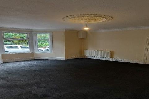 2 bedroom ground floor flat to rent, Holly Avenue , Wallsend  NE28