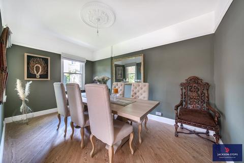 41 Ampthill Road, Flitwick, Bedford, MK45 1AZ