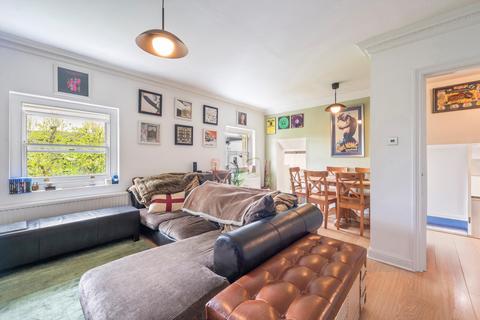 2 bedroom flat for sale, Adelaide Road, London, NW3