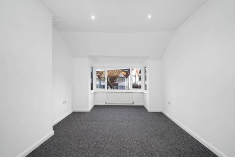 2 bedroom flat to rent, Hamilton Road, Golders Green, London, NW11