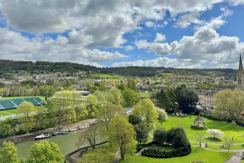 2 bedroom flat for sale, Grand Parade, Bath