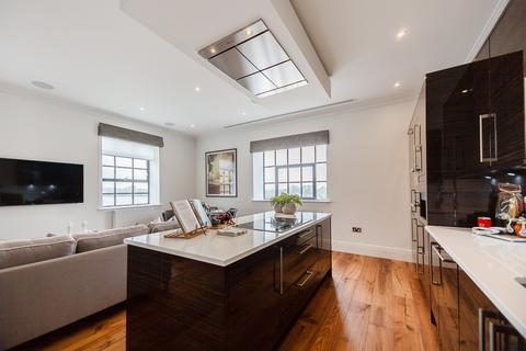 3 bedroom penthouse to rent, Rainville Road, London, W6