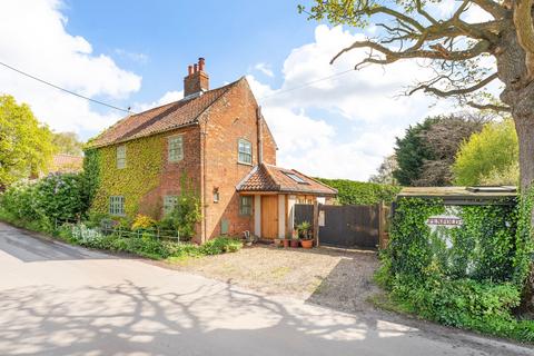3 bedroom detached house for sale, The Green, Aldborough