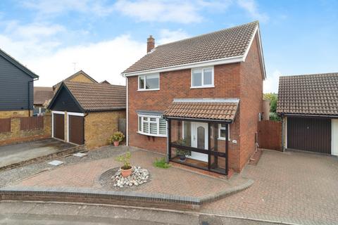 4 bedroom detached house for sale, Aylesbeare, Southend-on-Sea, SS3