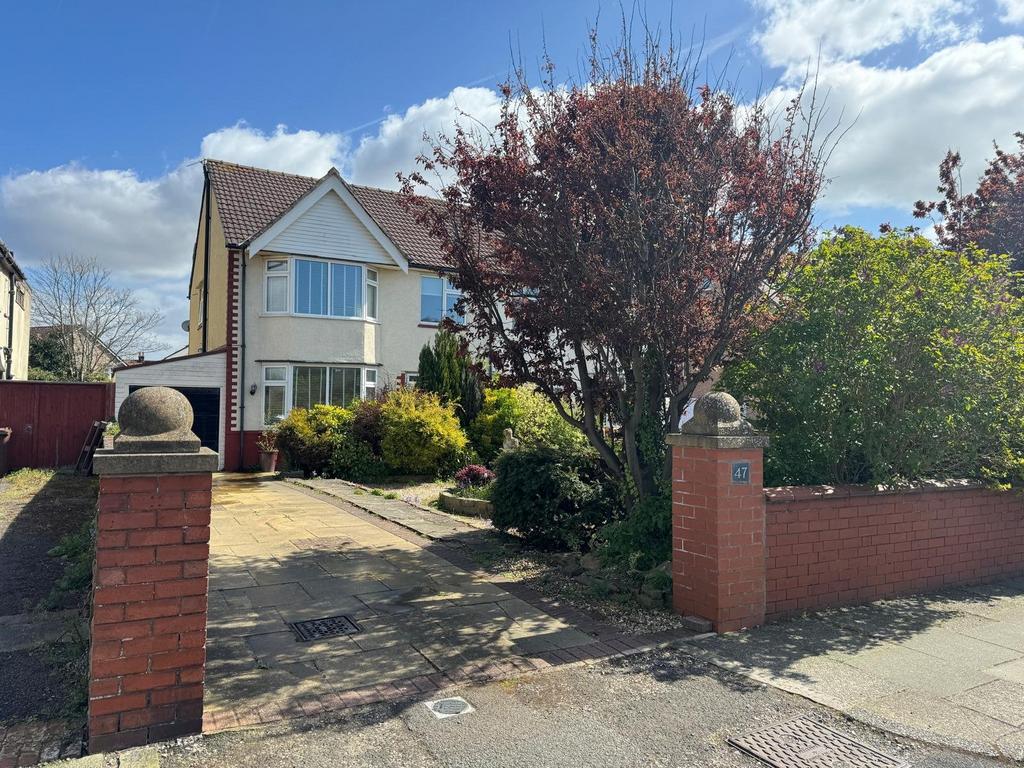 Dover Road, Birkdale, PR8 4TD 4 bed semidetached house for sale £400,000