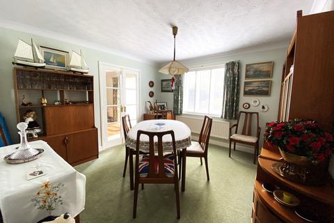 4 bedroom detached house for sale, Mossdale Close, Grantham, Grantham, NG31