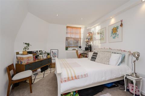 Flat 6, 86 - 88 Richmond Road, Kingston Upon Thames, KT2 5EN