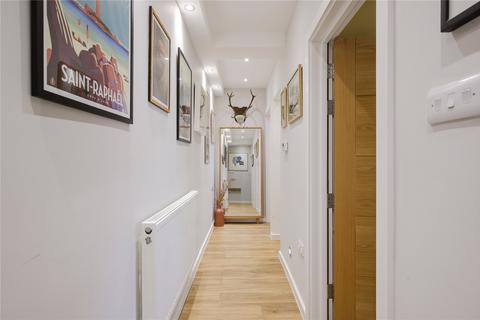Flat 6, 86 - 88 Richmond Road, Kingston Upon Thames, KT2 5EN