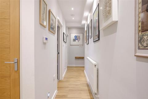 Flat 6, 86 - 88 Richmond Road, Kingston Upon Thames, KT2 5EN