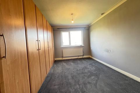 1 bedroom apartment to rent, Fall Spring Gardens, Holywell Green HX4