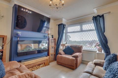 4 bedroom detached house for sale, Woodhall Drive, Kirkstall, Leeds, West Yorkshire, LS5