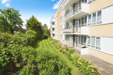 2 bedroom apartment to rent, Wellesley Court, Bathurst Walk, Richings Park SL0