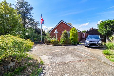 3 bedroom detached house for sale, Manor Road, Hayling Island