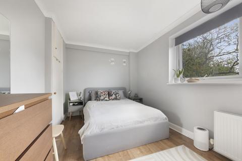 2 bedroom maisonette for sale, Kingdon House, Galbraith Street, E14