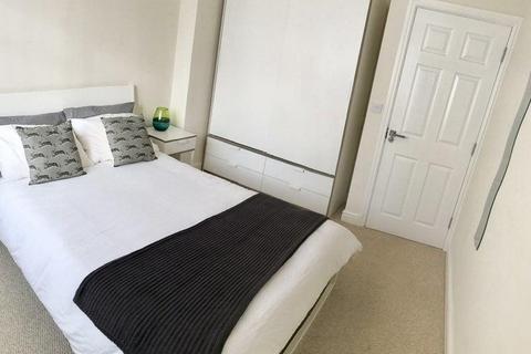 83 Connaught Road, Reading, RG30 2UE