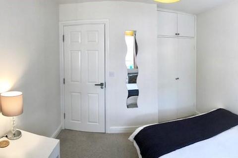 83 Connaught Road, Reading, RG30 2UE