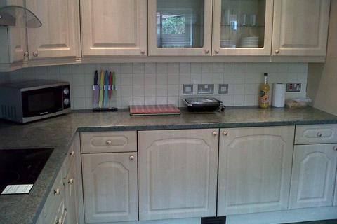 83 Connaught Road, Reading, RG30 2UE