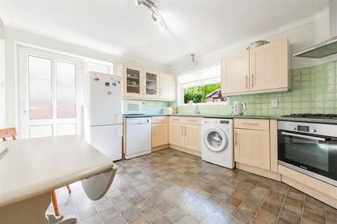 3 bedroom chalet for sale, Southern Road, Southampton SO30