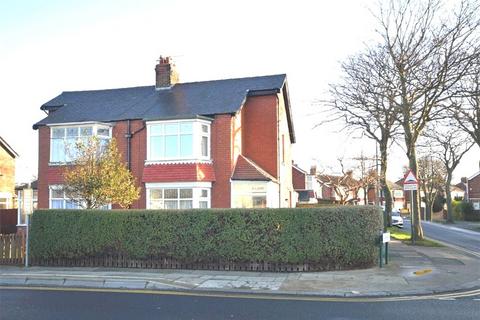 3 bedroom semi-detached house to rent, Redcar Lane, Redcar