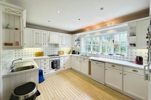 5 bedroom detached house for sale, Singleton Road, Salford, M7