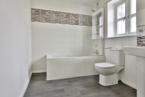 130 Grosvenor Road, Kingswood, Hull, HU7 3FD