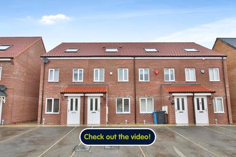 3 bedroom terraced house for sale, Viola Close, Kingswood, Hull, East Riding of Yorkshire, HU7 3FU