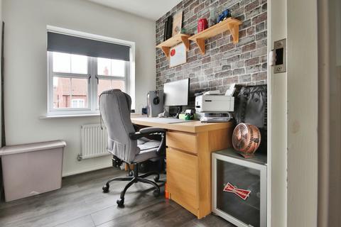 21 Furlong Drive, Kingswood, Hull, HU7 3FL
