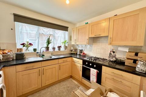 1 bedroom apartment to rent, 40 Lichfield Grove, London N3