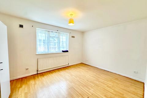 1 bedroom apartment to rent, 40 Lichfield Grove, London N3