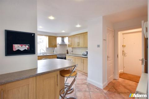 2 bedroom flat for sale, Glastonbury Mews, Stockton Heath, Warrington