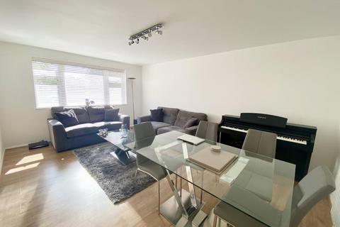1 bedroom flat for sale, Myddelton Park,  London,  N20