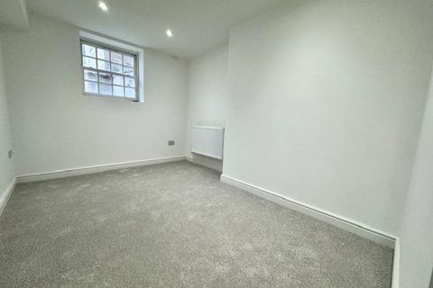 2 bedroom apartment to rent, Fort Hill, Margate