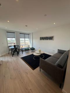 2 bedroom flat to rent, 2 Bedroom Luxury Fully Furnished Apartment Meadowpip House, N18