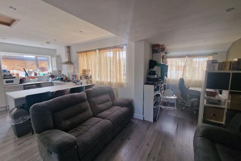 2 bedroom bungalow for sale, Norton Avenue, Canvey Island, Essex, SS8 8LQ
