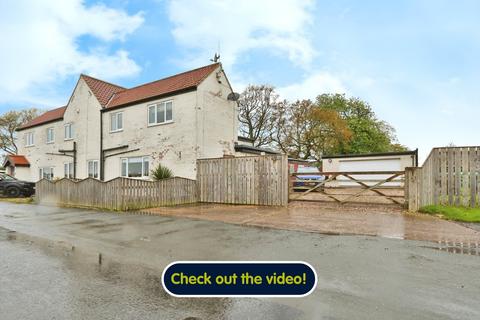 3 bedroom semi-detached house for sale, Front Lane, Elstronwick, Hull, East Riding of Yorkshire, HU12 9DE