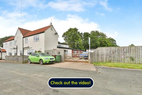 4 bedroom semi-detached house for sale, Front Lane, Elstronwick, Hull, East Riding of Yorkshire, HU12 9DE