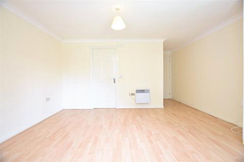 2 bedroom apartment for sale, Courtney Place, Terrace Road South, Binfield, Bracknell, RG42