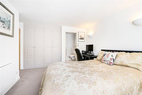 2 bedroom flat for sale, Elm Court, Admiral Walk, London, W9