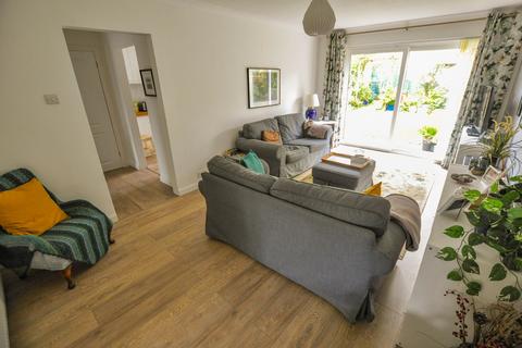 12 Stirrup Close, Wimborne, BH21 2UQ