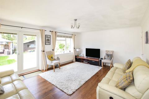 4 bedroom detached house for sale, Aldershot Road, Fleet GU52