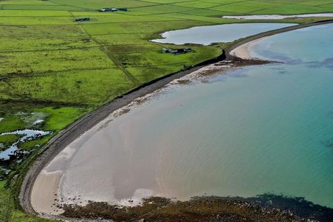 Land for sale, 100% FREEHOLD BEACH OVER 2 ACRES, Veantrow Bay, Orkney KW17