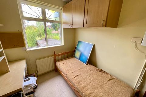 18 Walcot Avenue, Luton, LU2 0PW