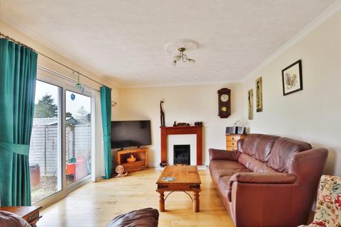 11 Manor Garth, Keyingham, Hull, HU12 9SQ