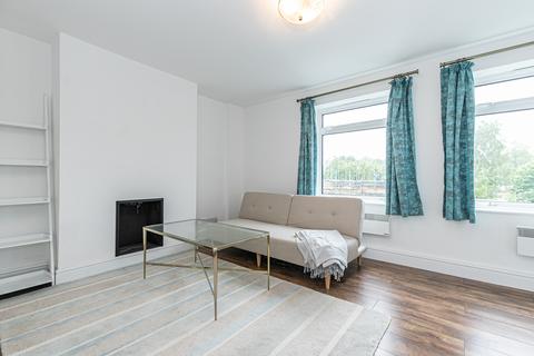 2 bedroom apartment to rent, Spencer Avenue, Yarnton, Kidlington, OX5