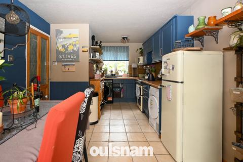 17 Norton Close, Northfield, Birmingham, B31 2HT